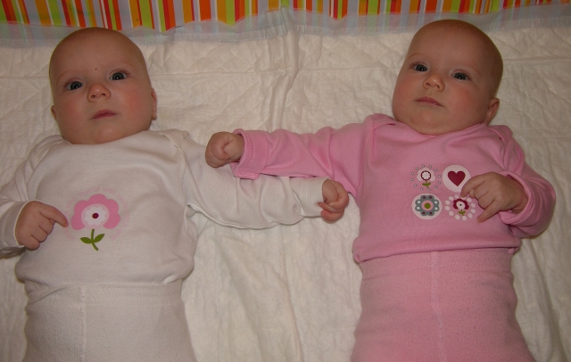 4-й месяц. Мои дочки