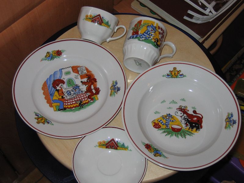 Простоквашино. Посуда детская