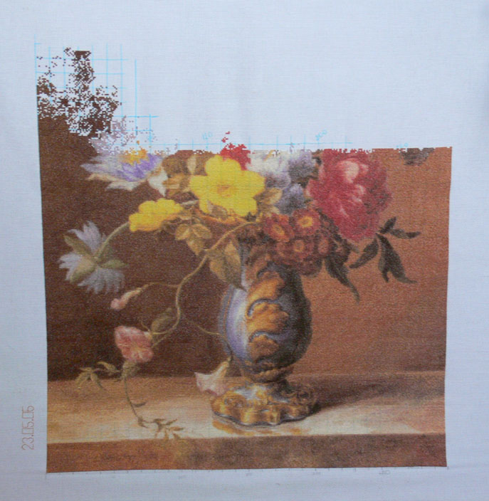 Цветы в голубой вазе (процесс)