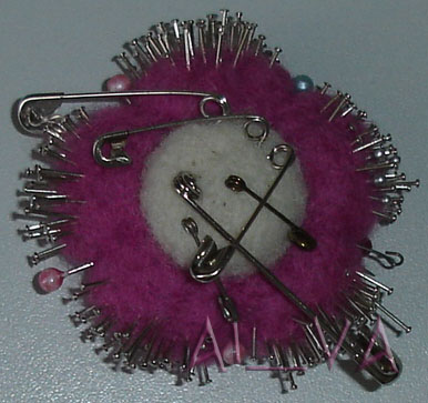 Игольница. 'Валяшки'