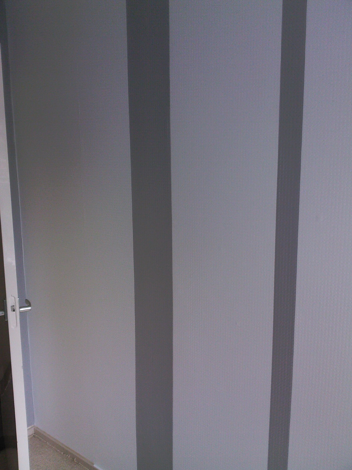 Обои - белая сторона. Моя комп-комната