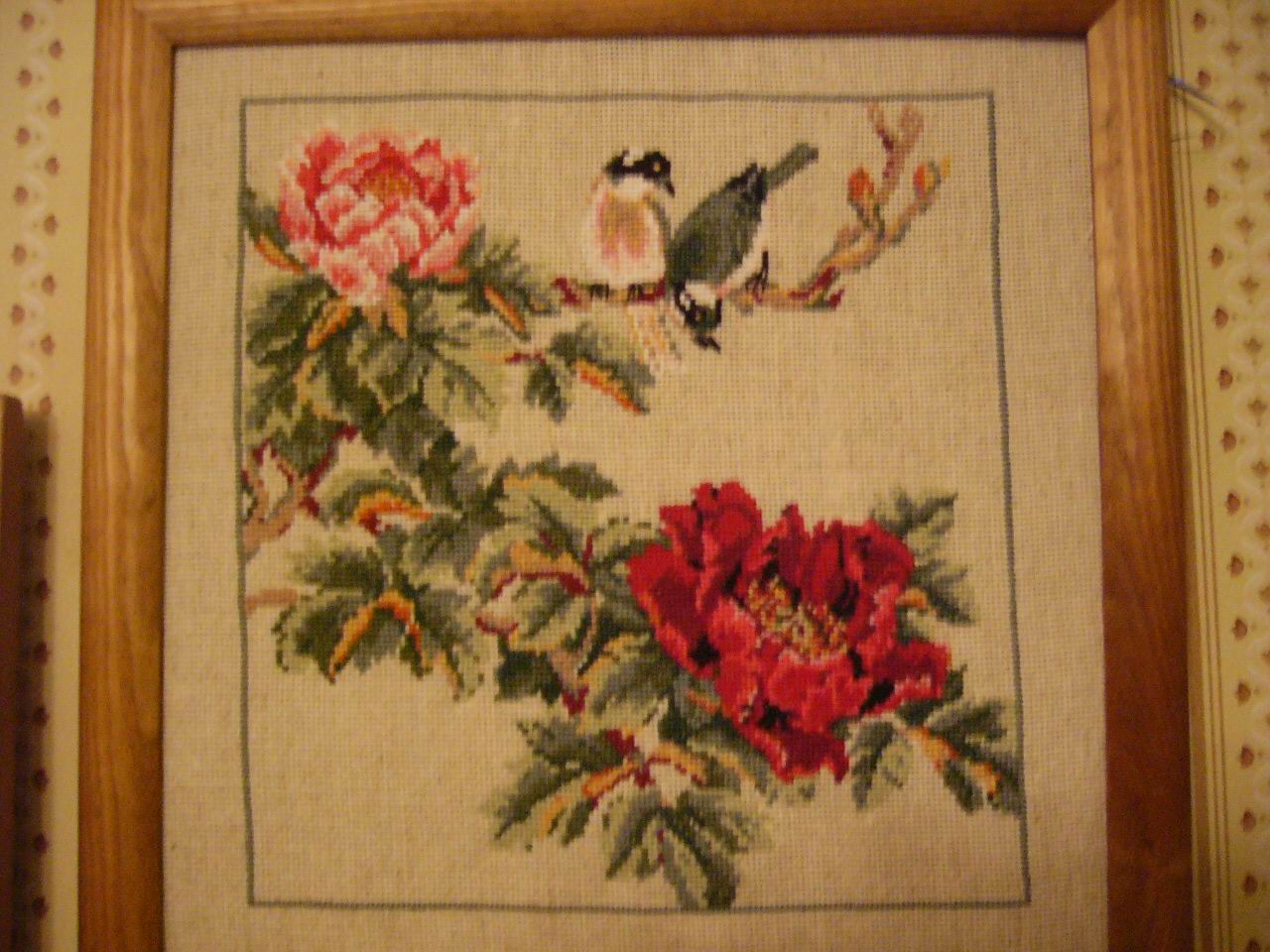 розовая ветка. вышивка