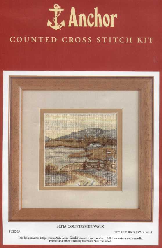 Sepia Country Walk. Маленькие домики