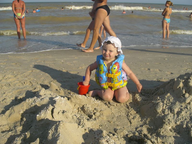 строим замки. Отдых на Азове 2007