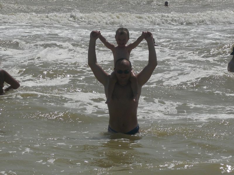 и не глубоко вовсе. Отдых на Азове 2007