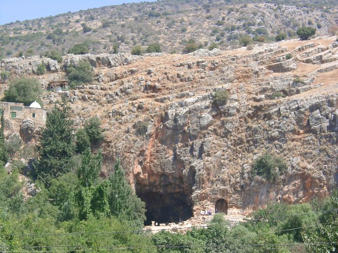 Пещера, где родился Пан. Израиль