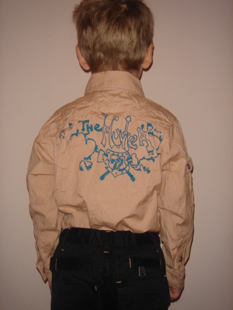 рубашка бежевая вид сзади арт.118-2      350 руб с %%. Мальчишки ORBY