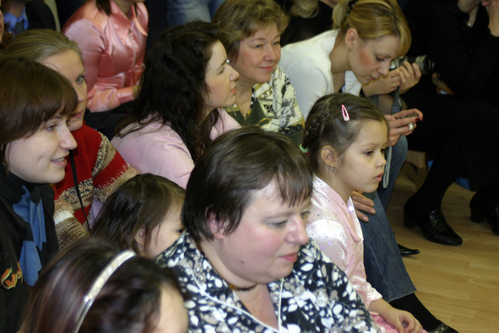 Новогодний утренник у Ани