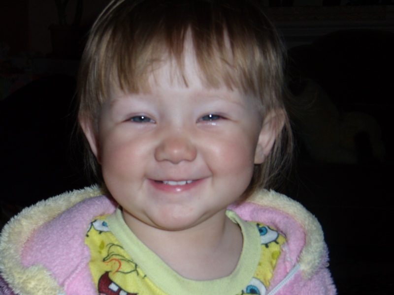 Улыбочку. Моя доча - Алиночка