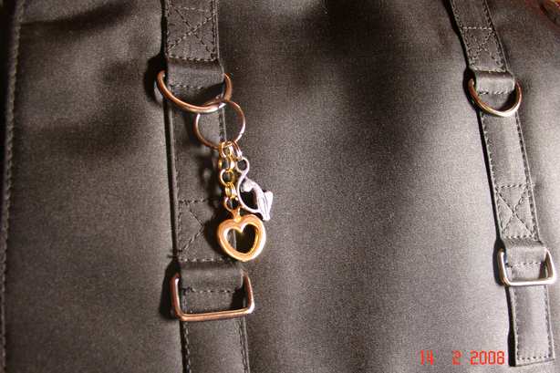 любовь к кошкам. брелоки, закладки и пр