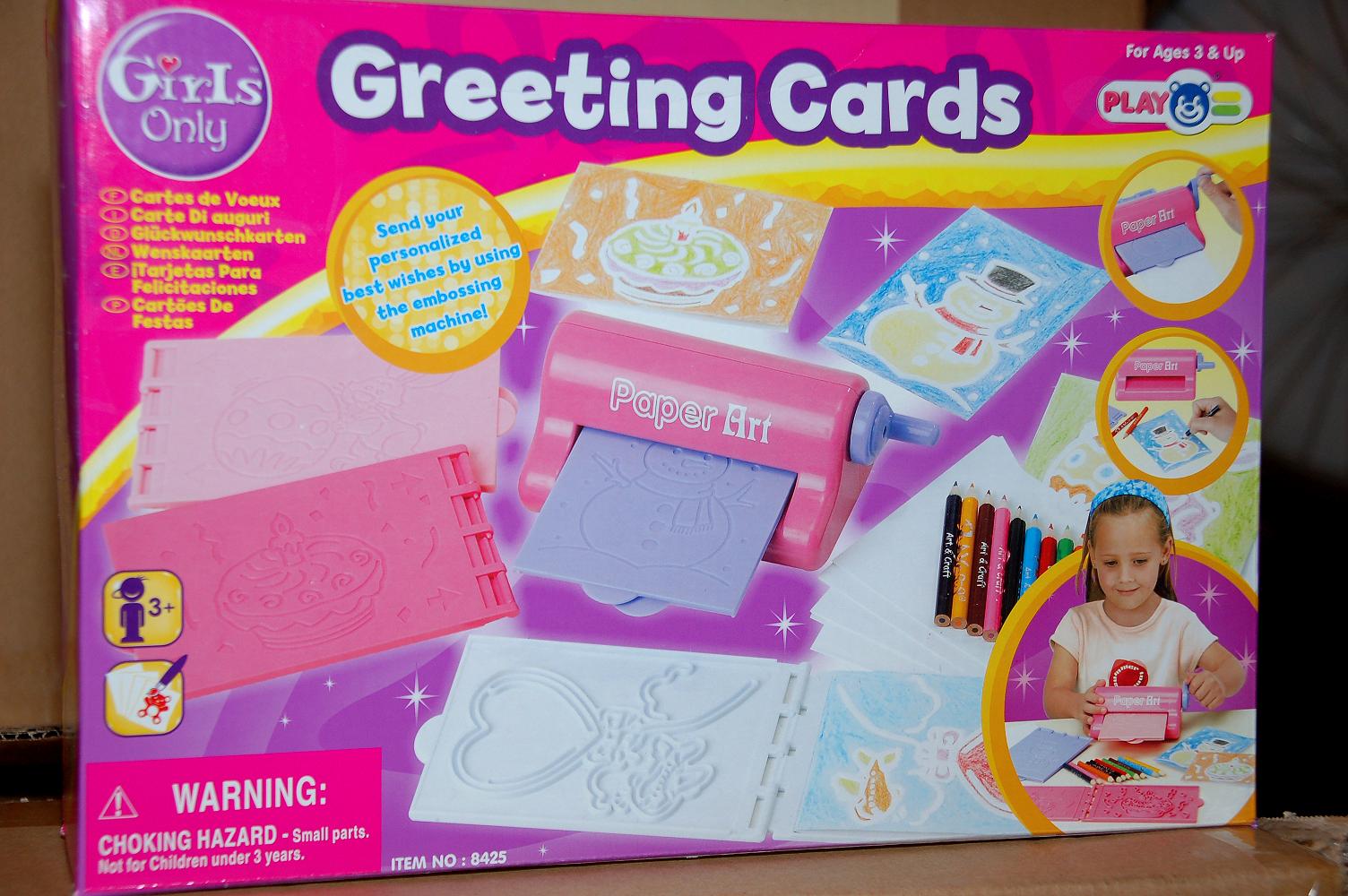 8425. ПЛАСТИЛИН И ПРОЧИЕ АРТ НАБОРЫ