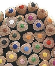 Трехгранные карандаши. Цветные карандаши