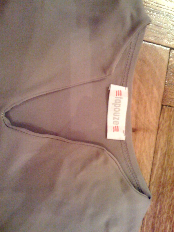 воротничок ближе. кофточки-блузочки