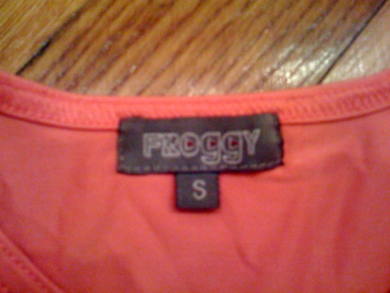 кофточки-блузочки