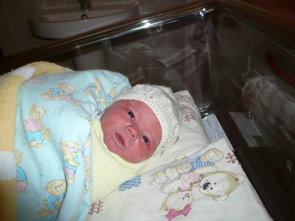 Я родилась (12 часов от роду). Аннушка