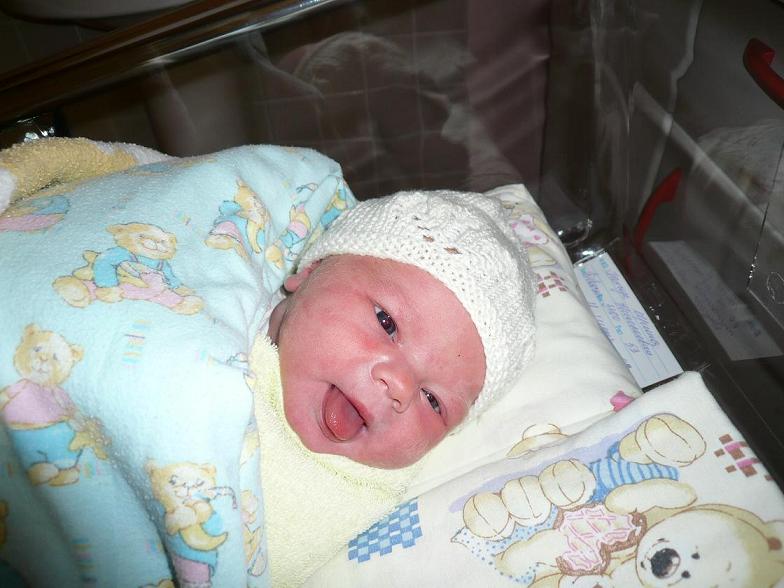 Я веселый человек (12 часов от роду). Аннушка