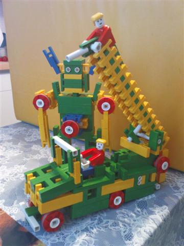  Это делали мои дети!. Конструкторы LASY