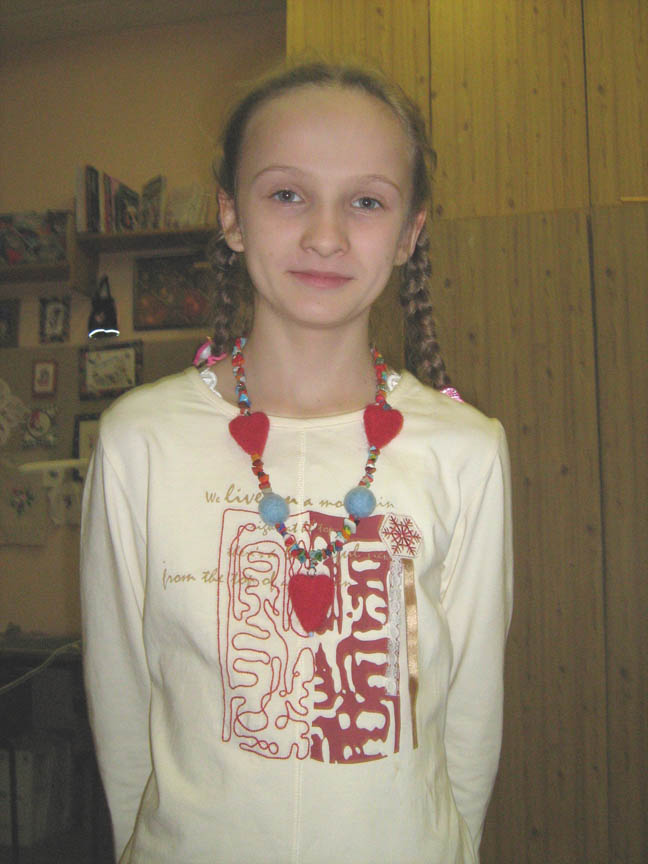 бусы...валяние. 01 03 08