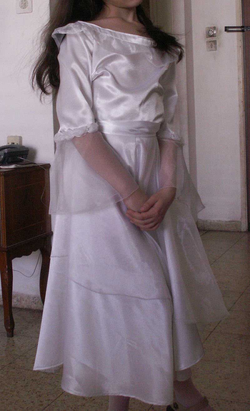 Белое платье . шитье