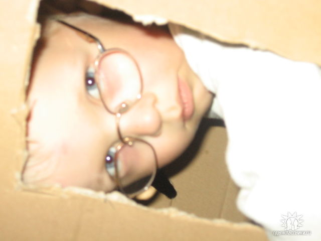 Человек из коробки:). 