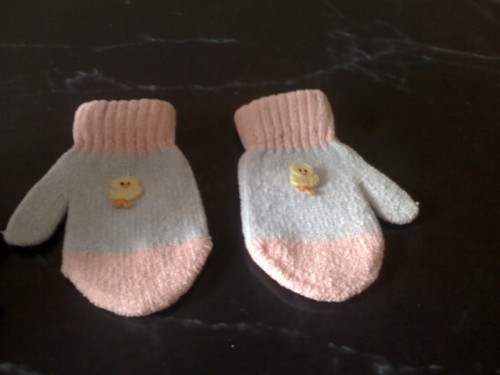 новые маленькие варежки. Все новое на подарки