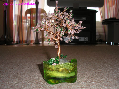 Веселое дерево. Мои работы из бисера