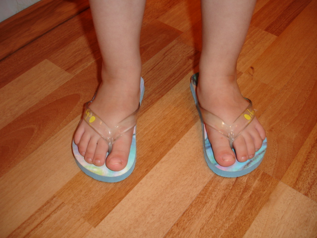 Арт.473 Сланцы цена 300. Девчонки  ORBY!!!!