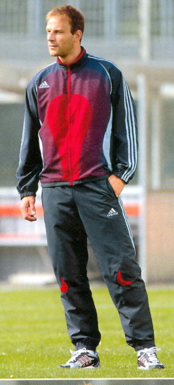 Костюм Adi*das. Спортивные костюмы