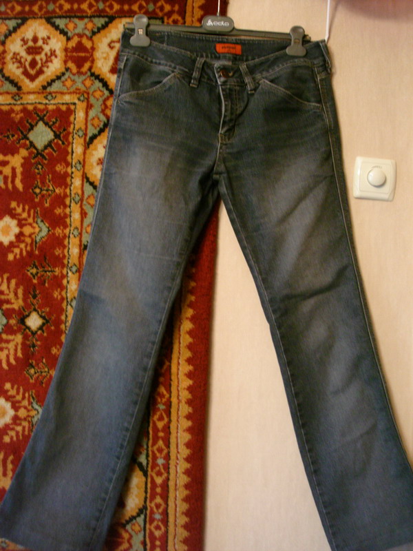 Джинсы Wampum 500р р-р 30. брюки,джинсы,шорты