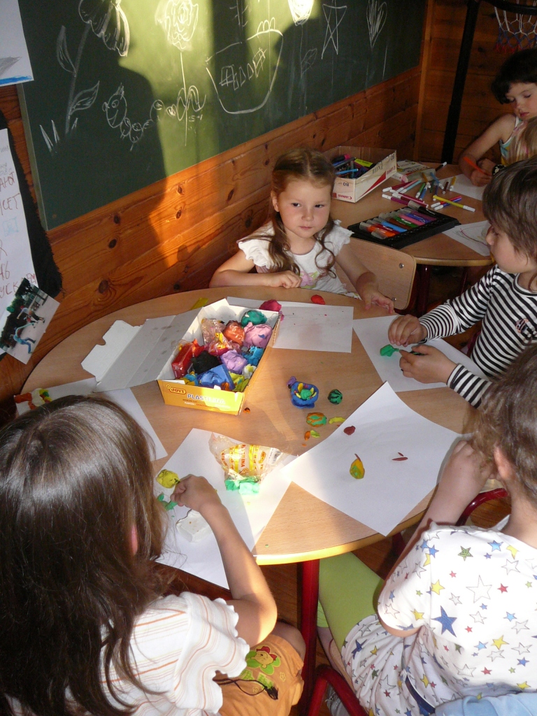 В мини-клубе. Отель