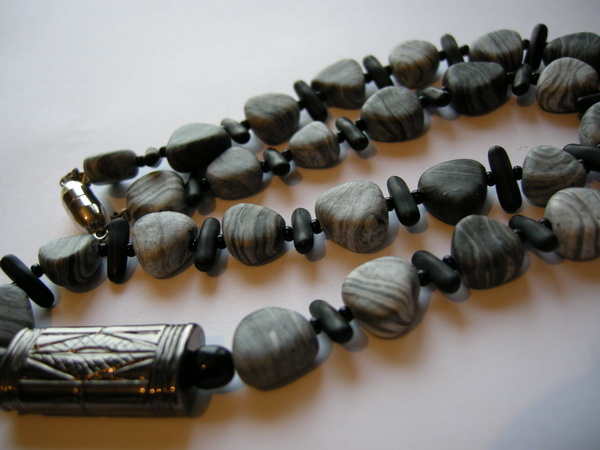 бусы 'галька'. Бижутерия