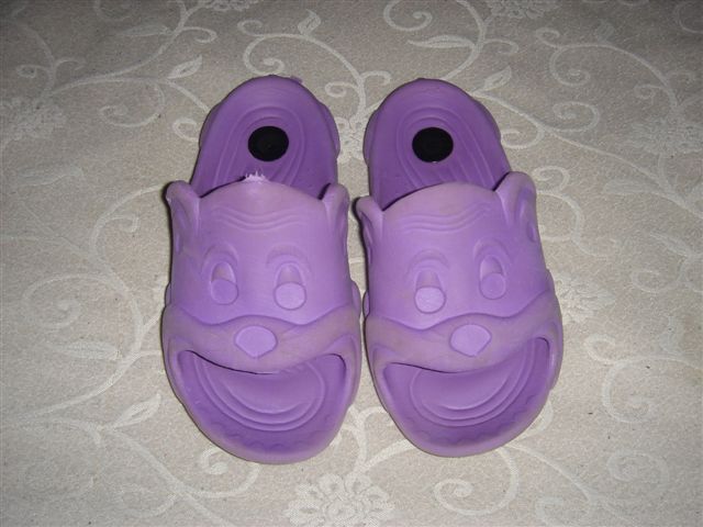 Шлепки. Обувь