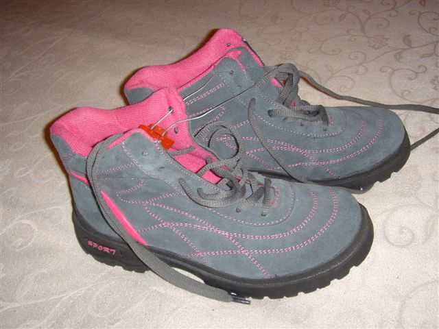 Ботинки осенние. Обувь