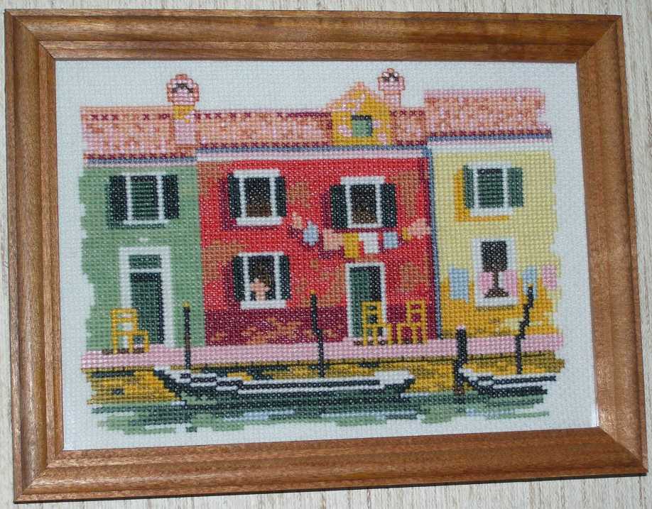 Дома на берегу канала (Вышитые картины). Мои вышивки