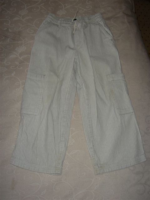 Брюки вельветовые. Детская одежда для мальчиков