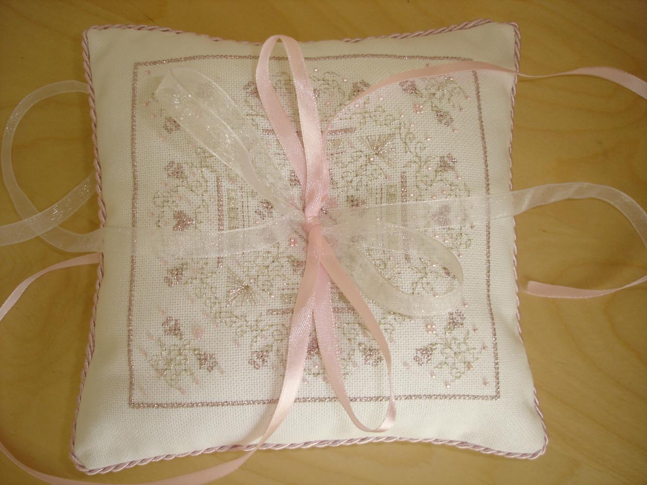 Подушка для колец