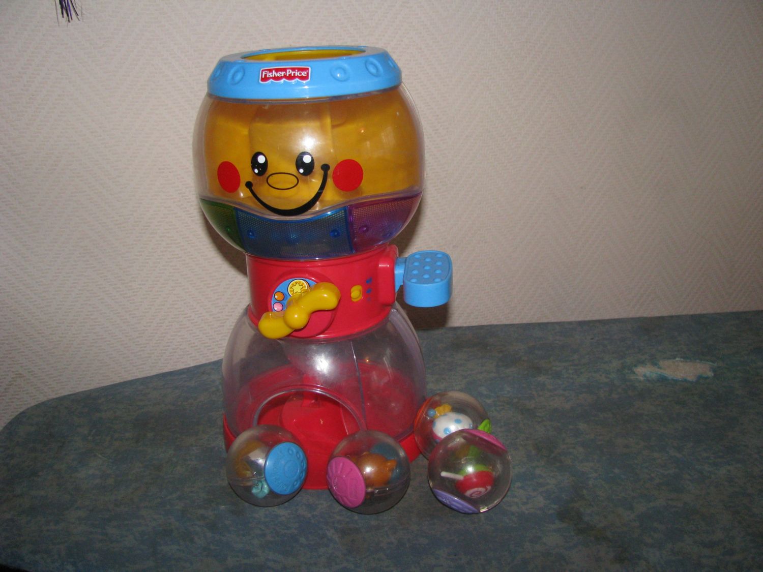 Музыкальная башня Фишер Прайс. игрушки 