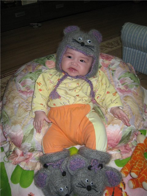 Детские шапочки, шарфики