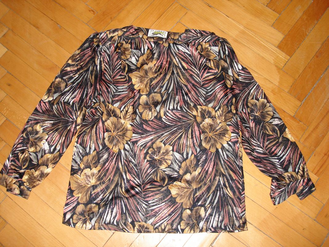 б/у совсем мало, как новая 150р. 50-52 р-р