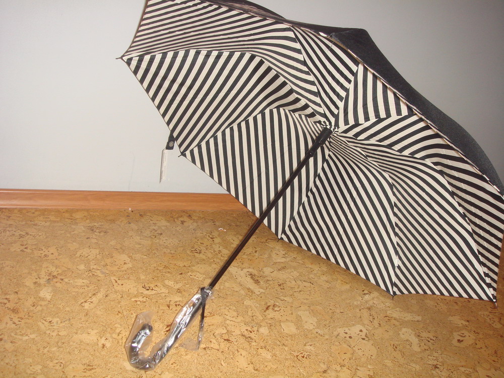 три фото новой трости с двойным куполом. женские - трости