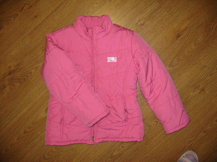 ЧИККО р.128 осень-весна. ДЕВИЧЬЕ-ПАЛЬТО,ПЛАЩ,КУРТКИ,ДУТЫЙ ЖИЛЕТ 