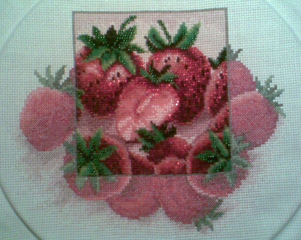 Готова. Клубника (закончена)