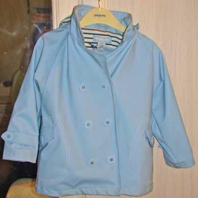 Плащ, состояние хорошее 600р.. 98-104