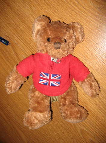 ДЕТЯМ-ИГРУШКИ,КНИГИ