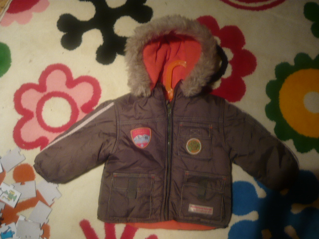 Курточка на синтепоне . Одежда д/м 80-86