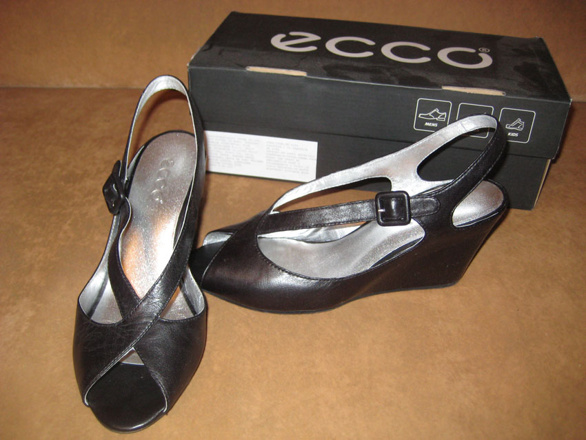 Босоножки Экко нов р.38 цена меньше распродажной -. Женская обувь