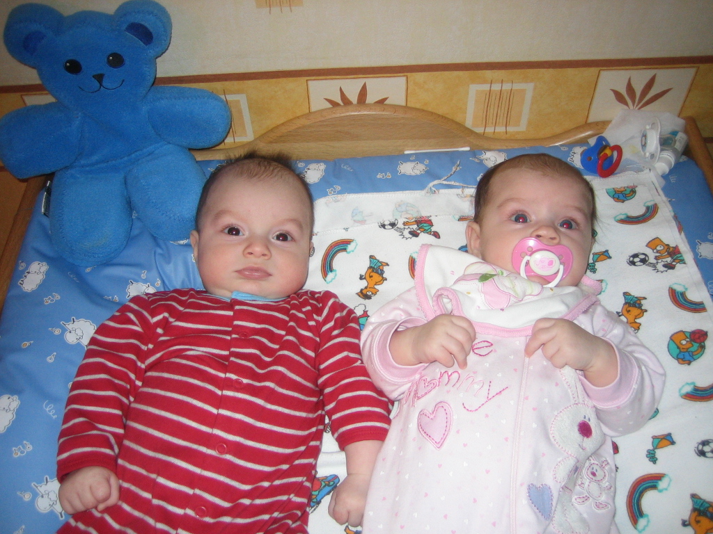 с  Настей (Пионервожатая). Ванечка