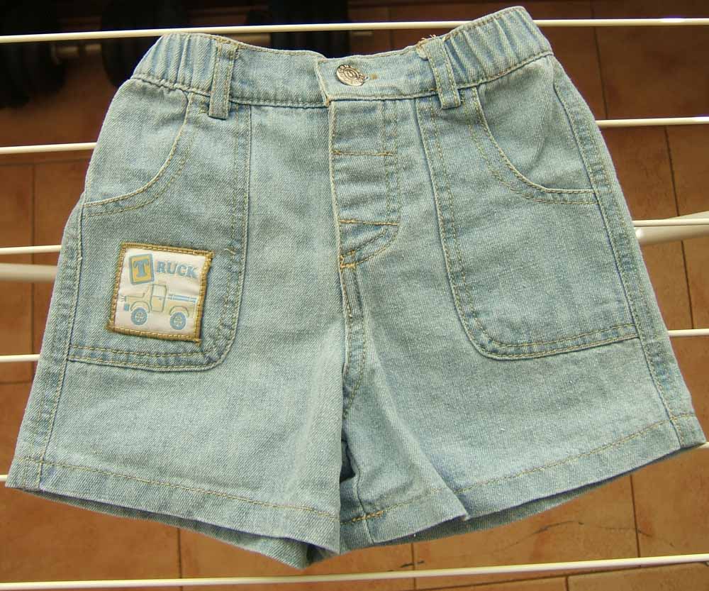 №18. Шорты, х/б, р.86. Цена 100руб.. Детское!