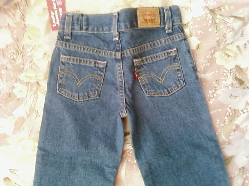 Джинсы (вид сзади). Новое (привезено из США)