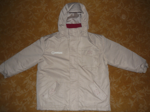 Куртка весна-осень р.110  . ВЕРХНЯЯ ОДЕЖДА